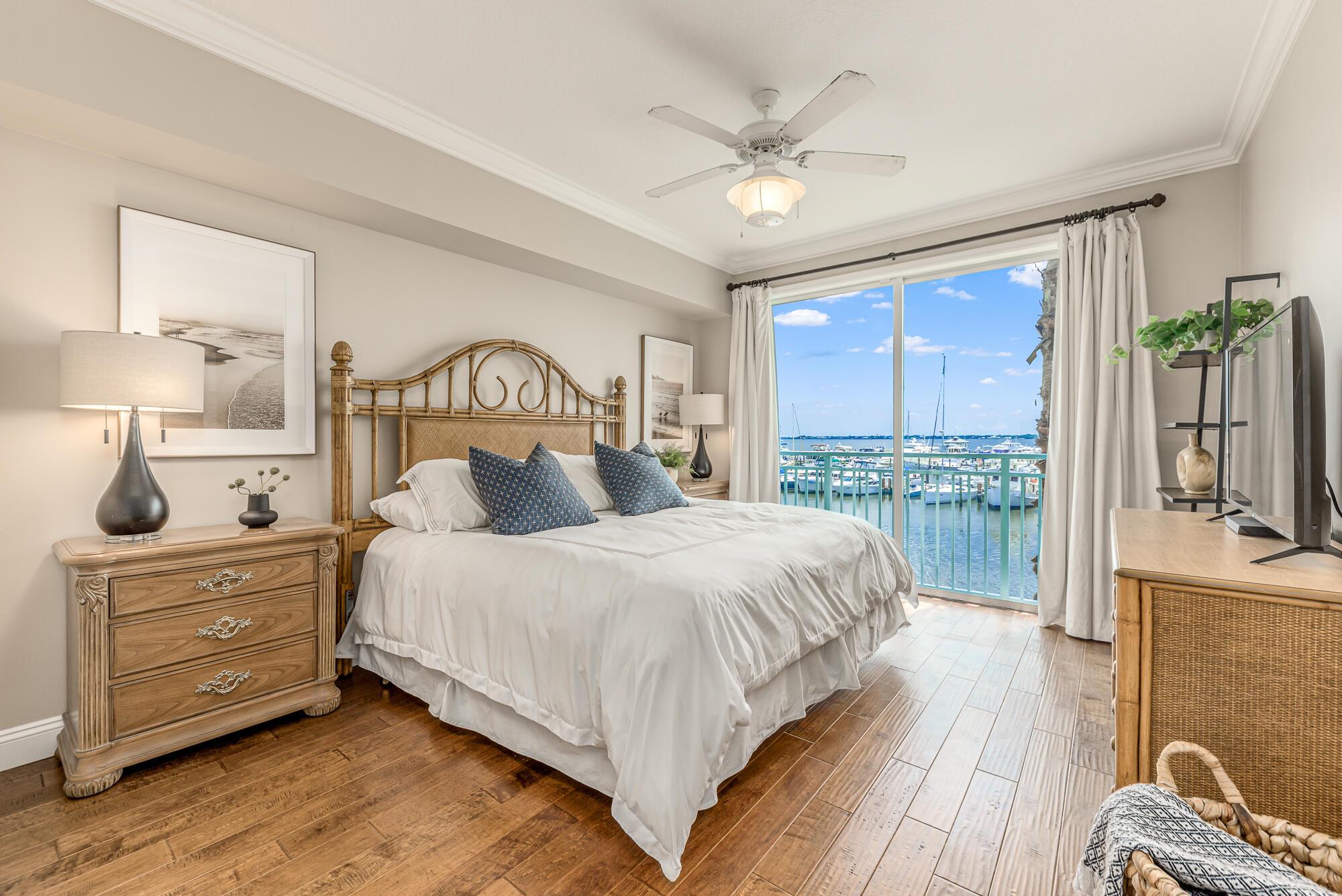875 NW Flagler Avenue Unit: 203