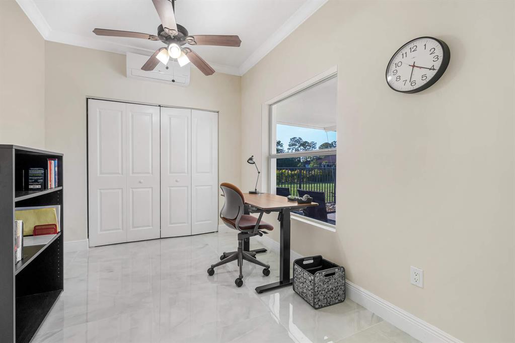 15089 Tangerine Boulevard