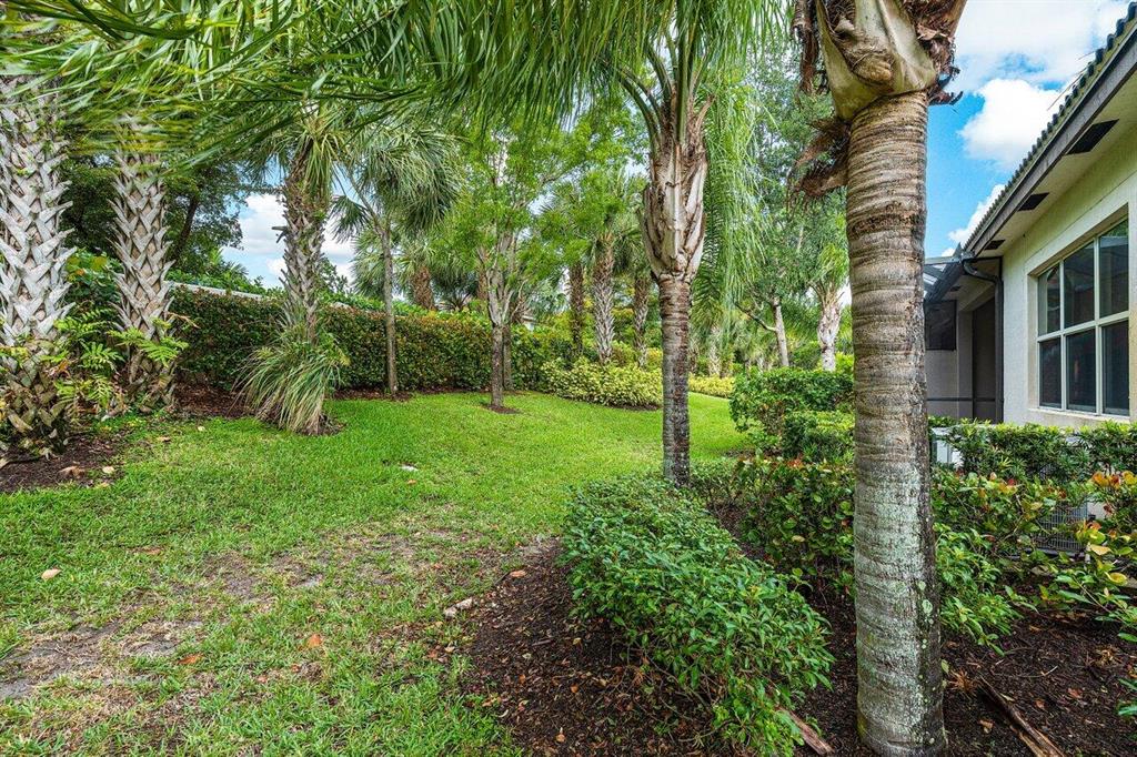 14829 Amerina Way