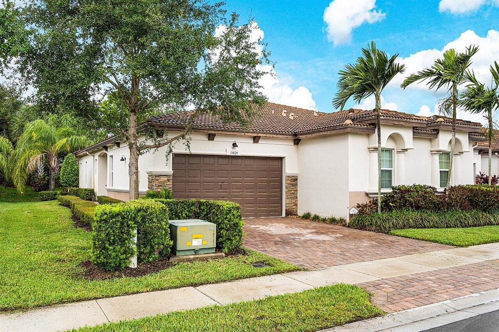 14829 Amerina Way