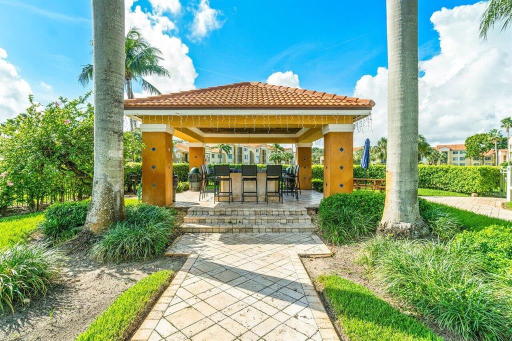 110 Yacht Club Way Unit: 107