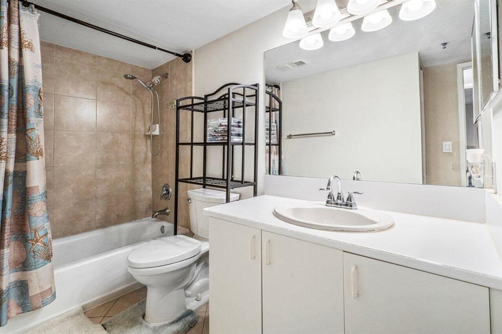 110 Yacht Club Way Unit: 107