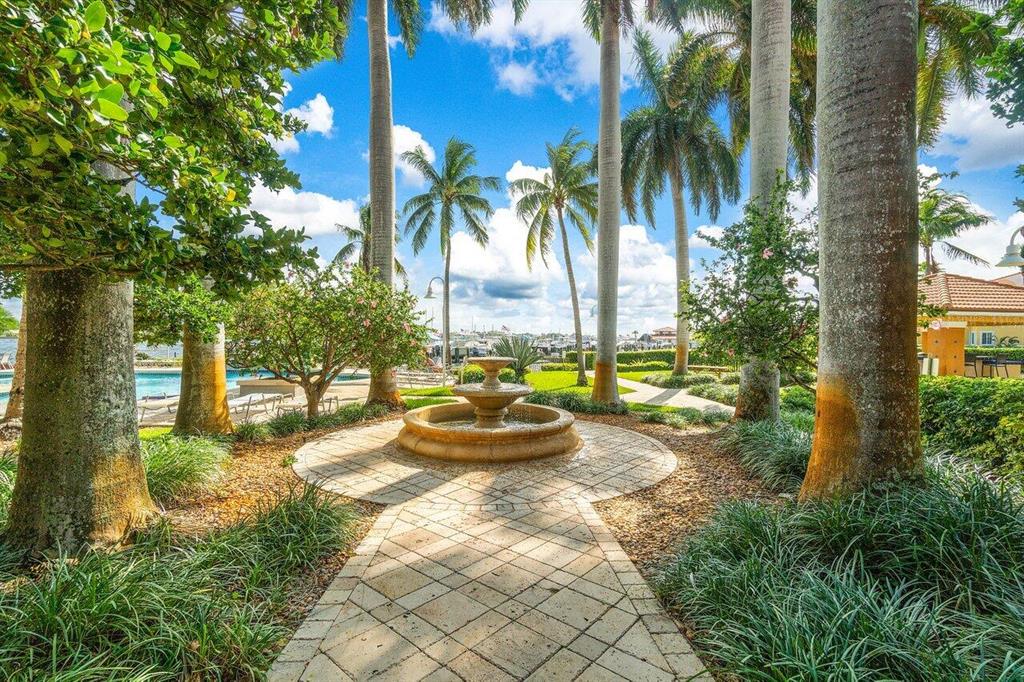 110 Yacht Club Way Unit: 107