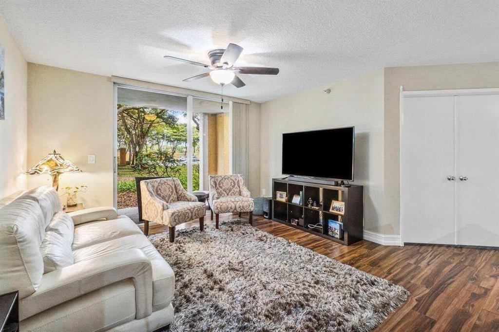 110 Yacht Club Way Unit: 107