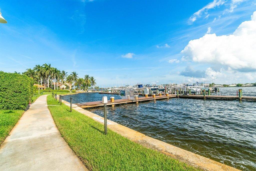 110 Yacht Club Way Unit: 107