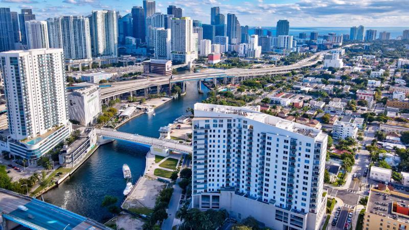 10 SW South River Drive Unit: 1405