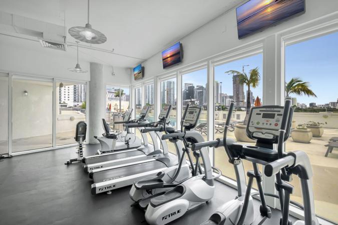 10 SW South River Drive Unit: 1405