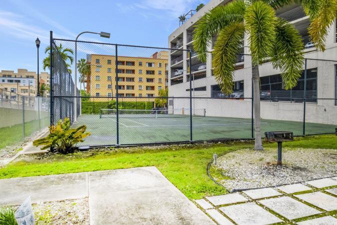 10 SW South River Drive Unit: 1405