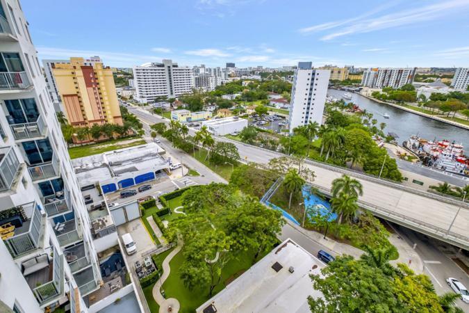 10 SW South River Drive Unit: 1405