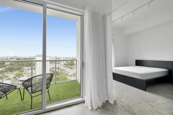 10 SW South River Drive Unit: 1405