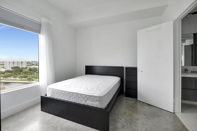 10 SW South River Drive Unit: 1405