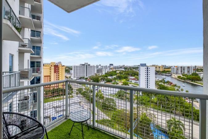 10 SW South River Drive Unit: 1405