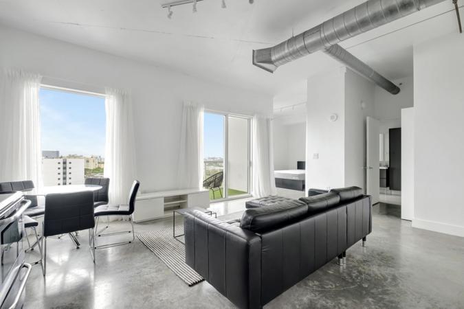 10 SW South River Drive Unit: 1405