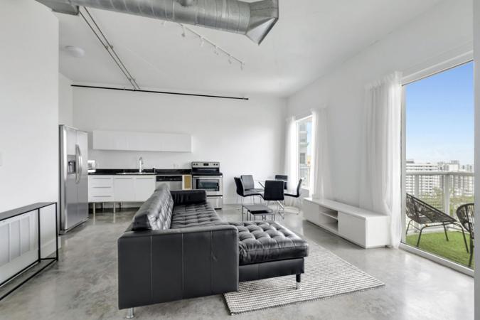 10 SW South River Drive Unit: 1405