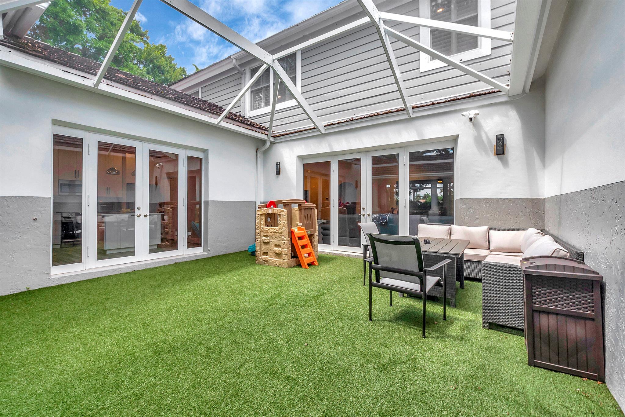 4078 NW 58th Street