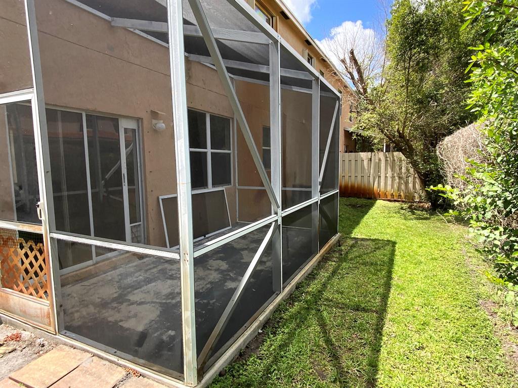 277 Live Oak Lane