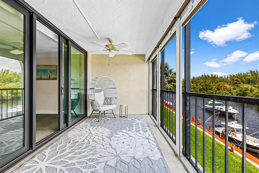 1631 Riverview Road Unit: 303