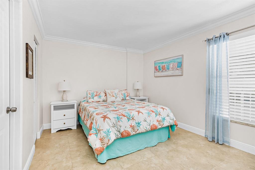 1631 Riverview Road Unit: 303