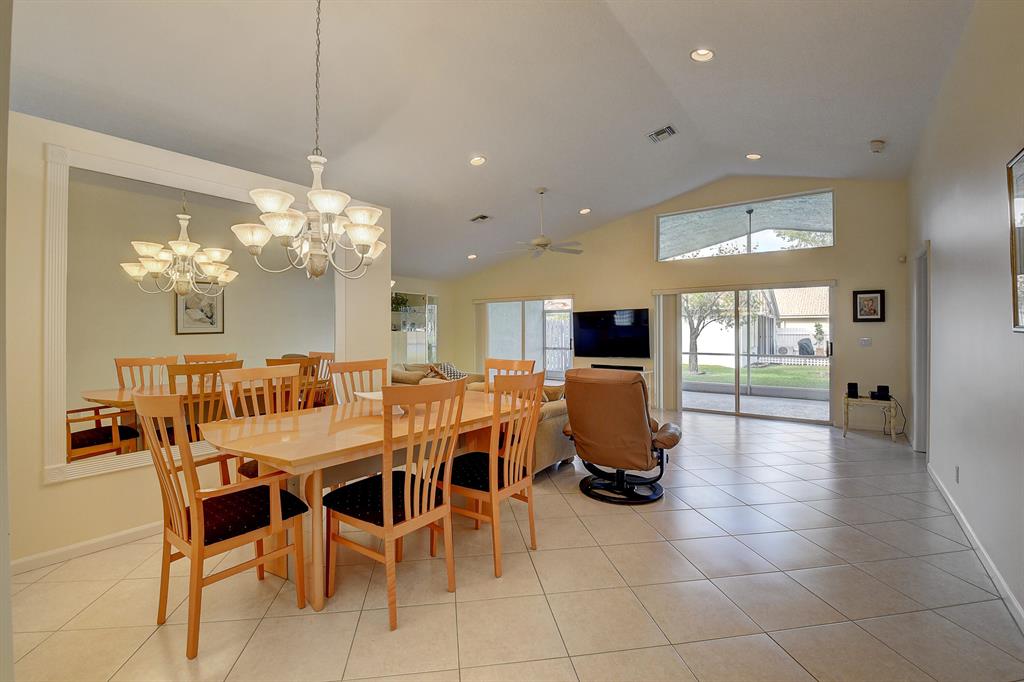 5815 Royal Club Drive