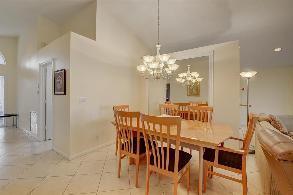 5815 Royal Club Drive