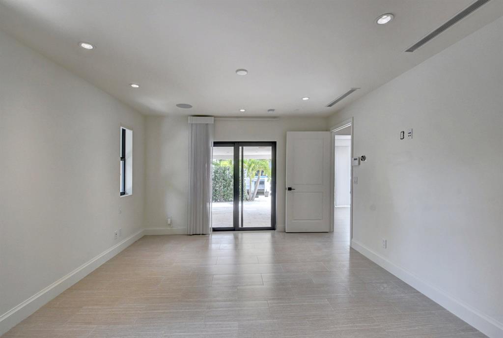784 NE 71st Street