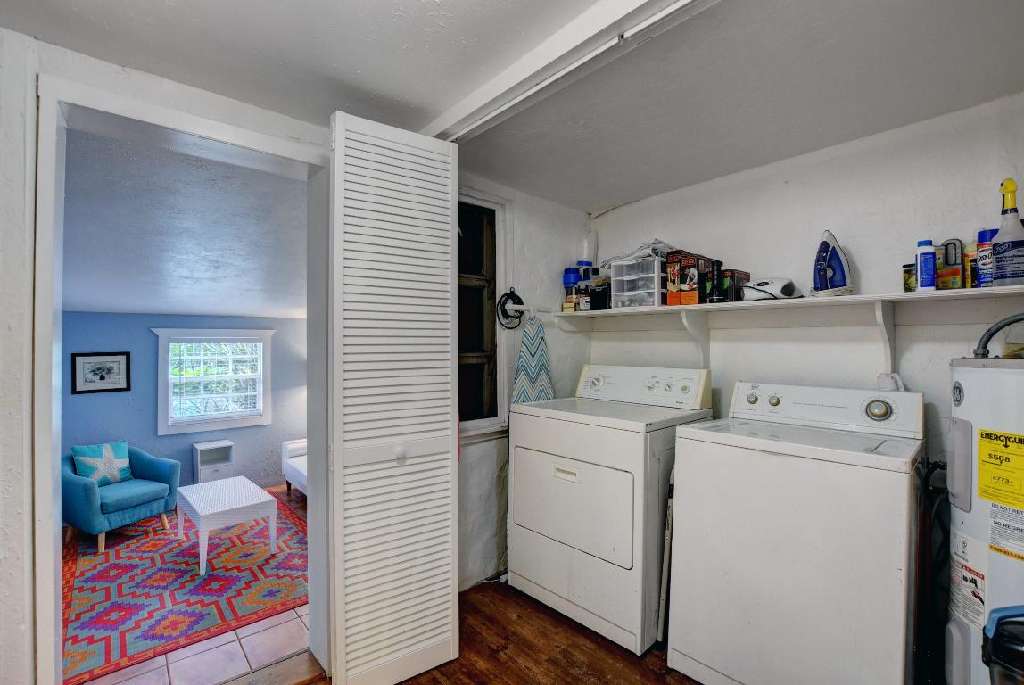 226 NE 10th Street