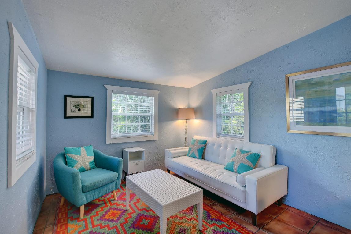 226 NE 10th Street