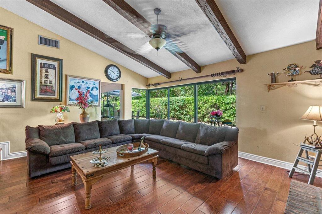3307 NW 29th Avenue