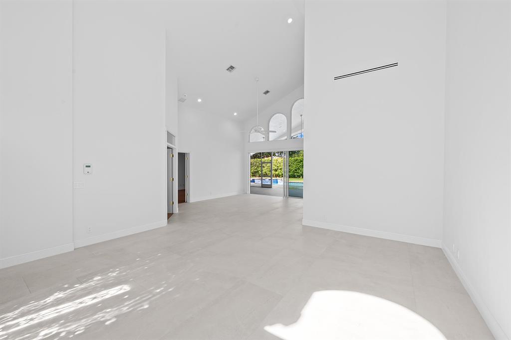 4515 NW 24th Terrace