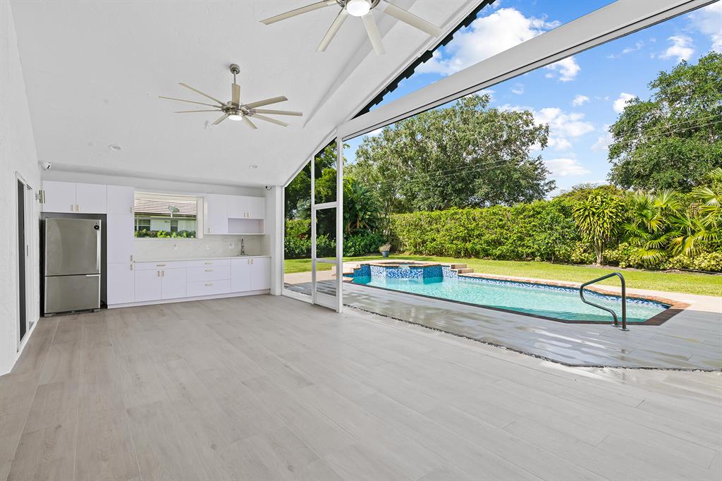 4515 NW 24th Terrace