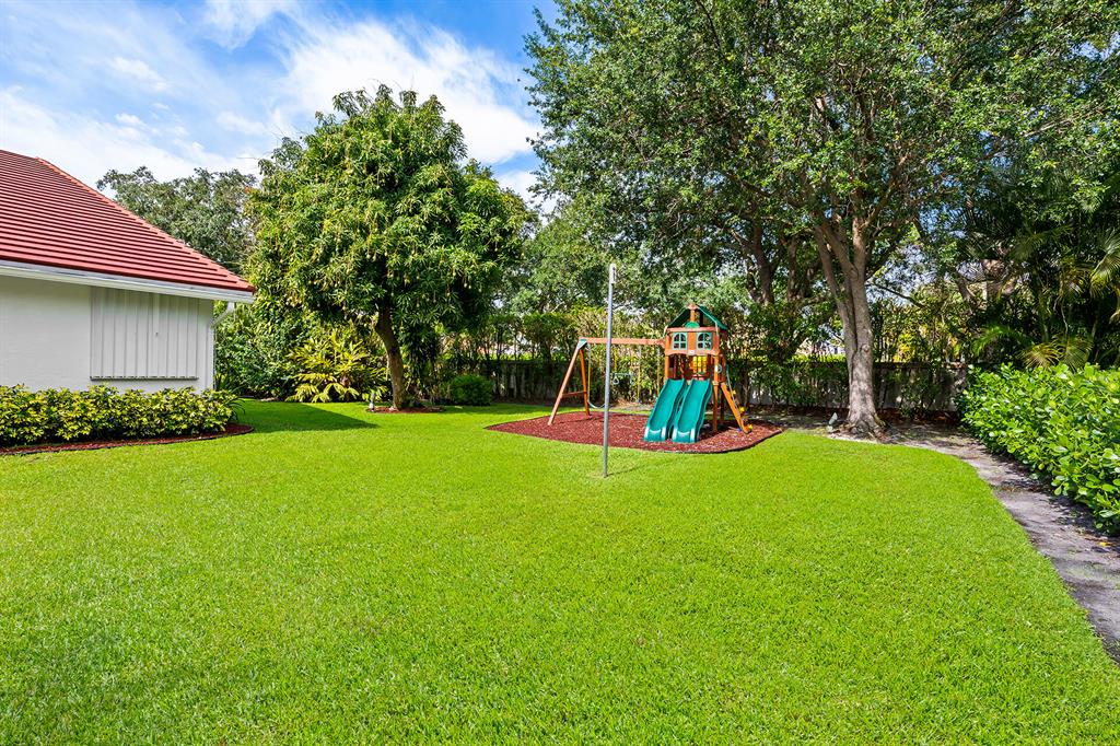 4515 NW 24th Terrace