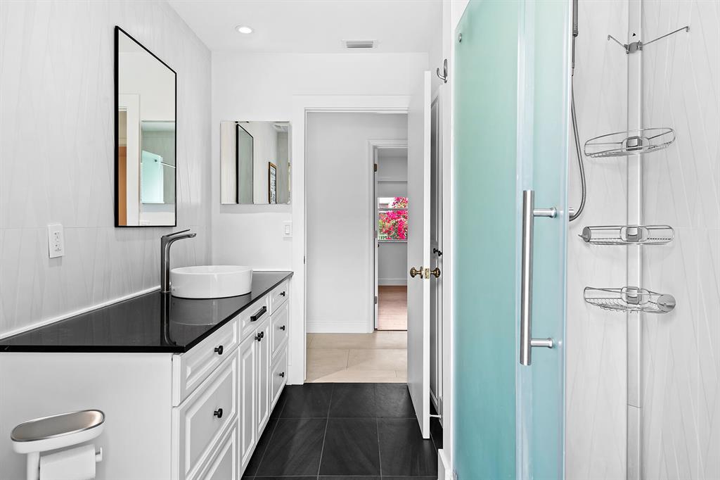 4515 NW 24th Terrace