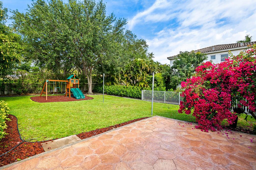 4515 NW 24th Terrace