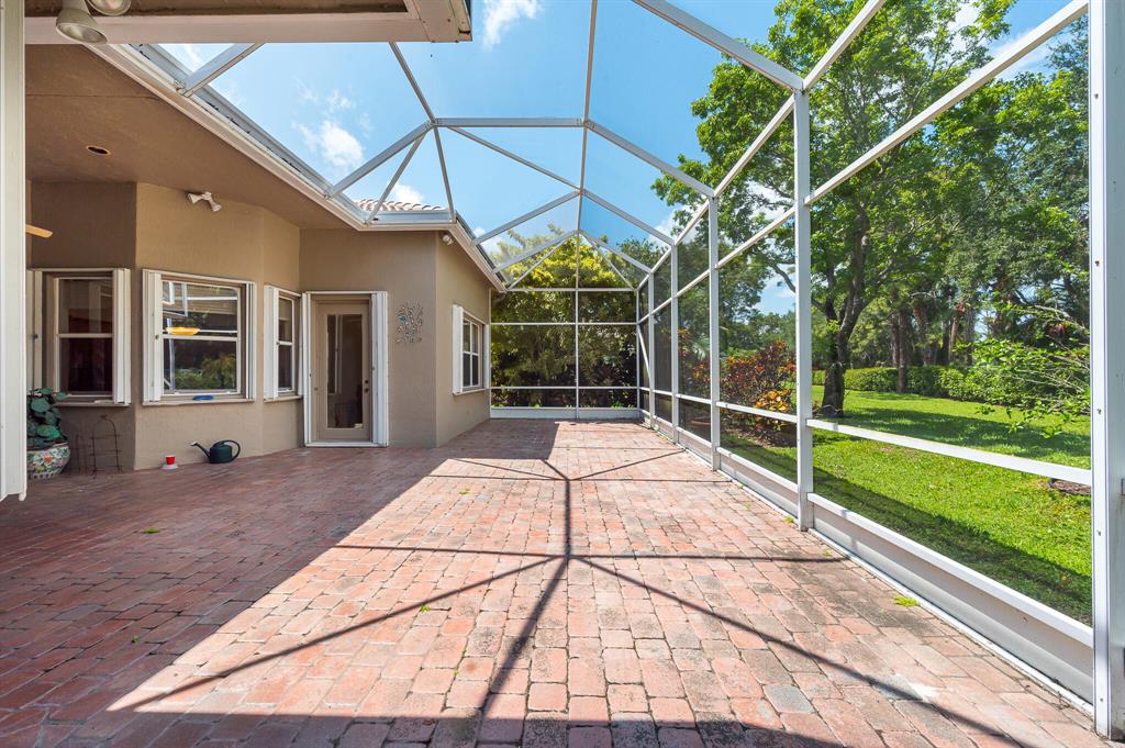9663 San Vittore Street