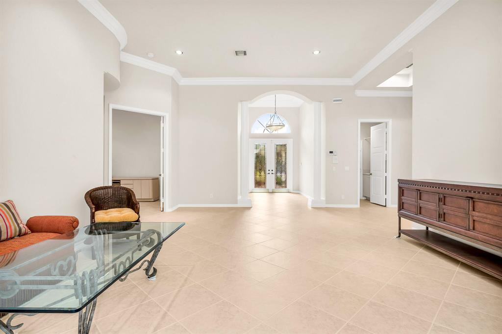 9663 San Vittore Street
