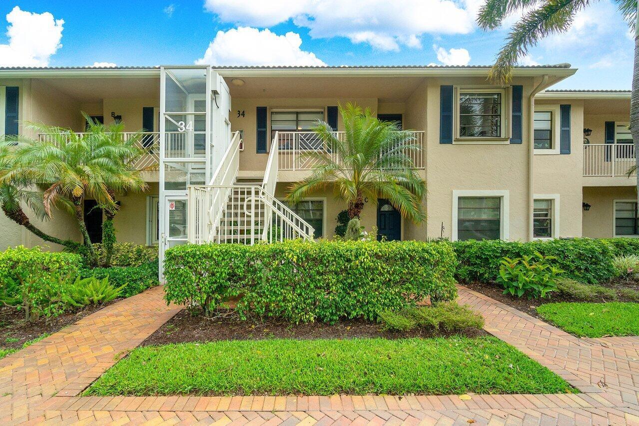 34 Stratford Lane Unit: D