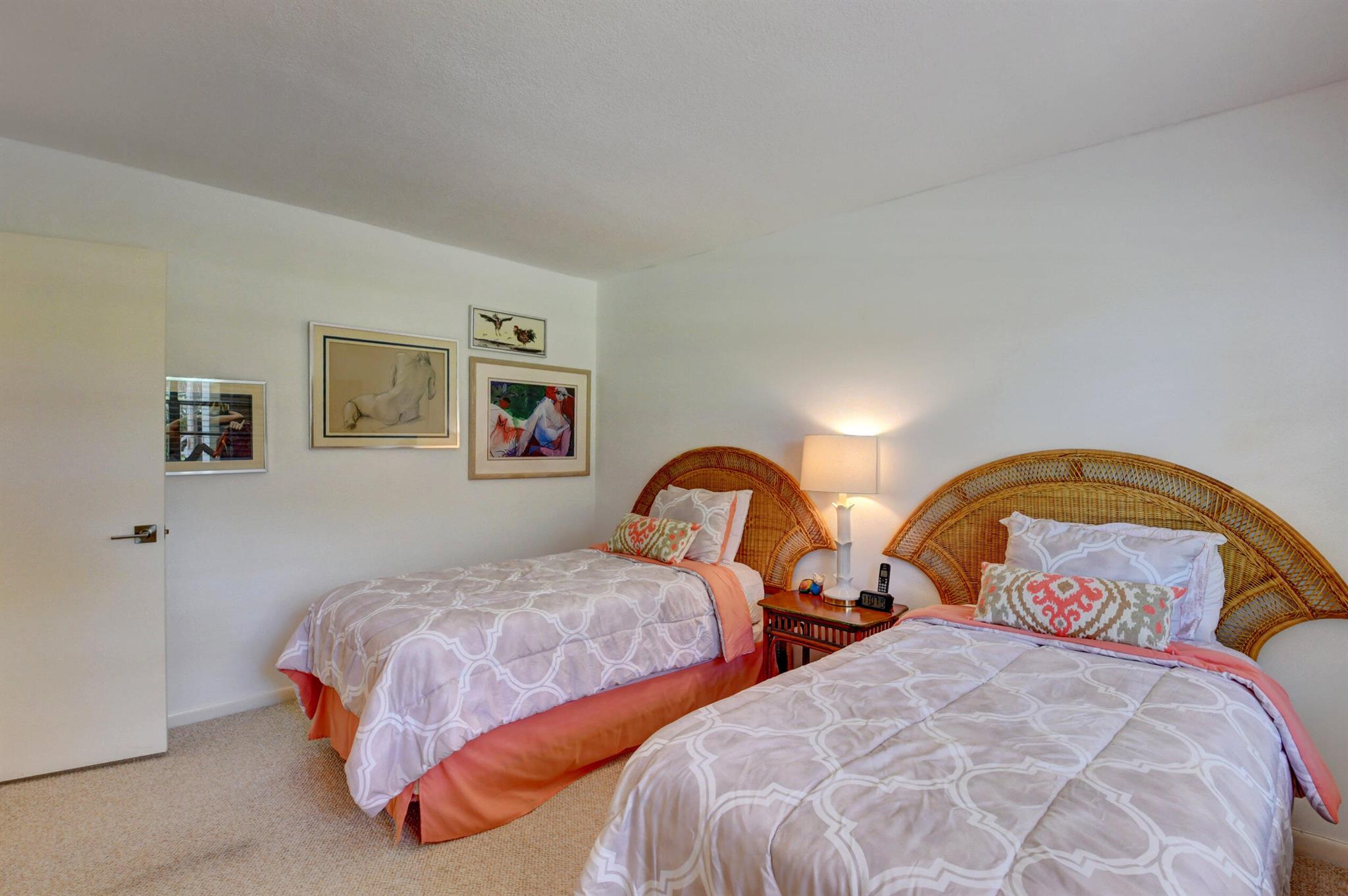 34 Southport Lane Unit: E