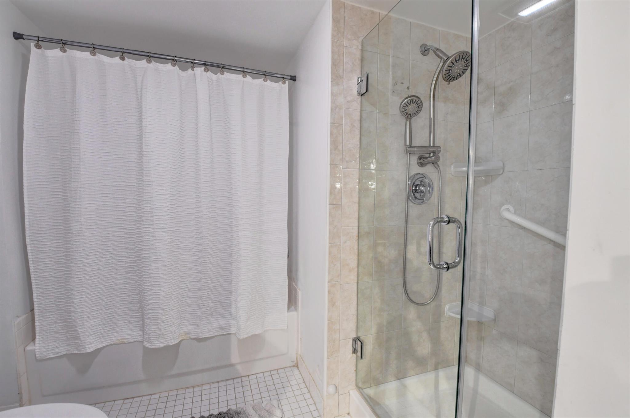 34 Southport Lane Unit: E