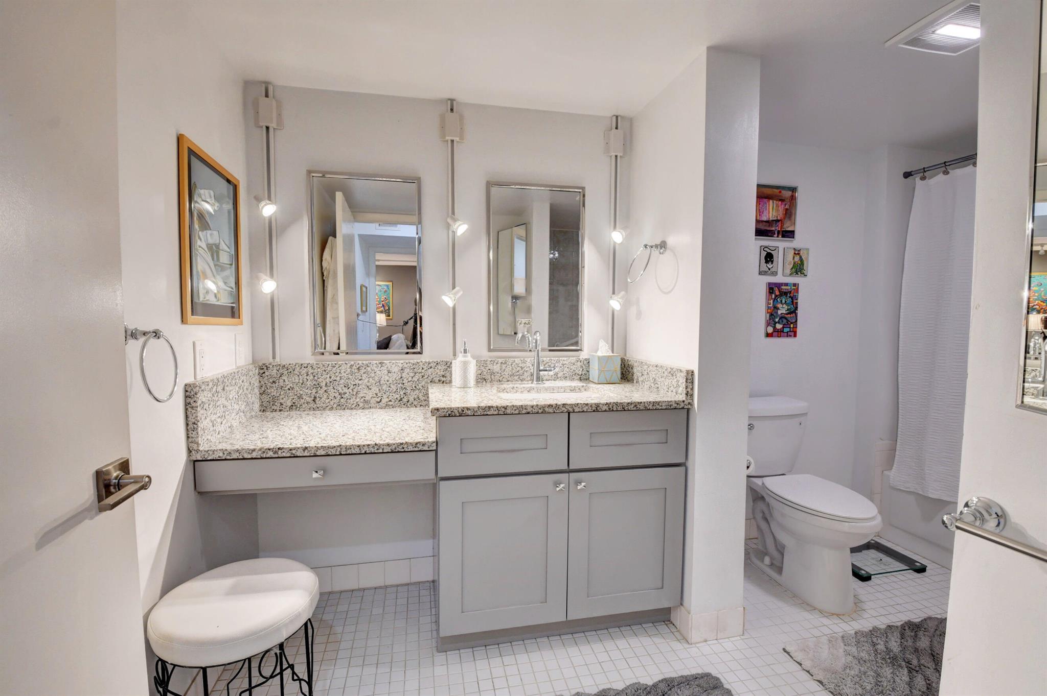 34 Southport Lane Unit: E