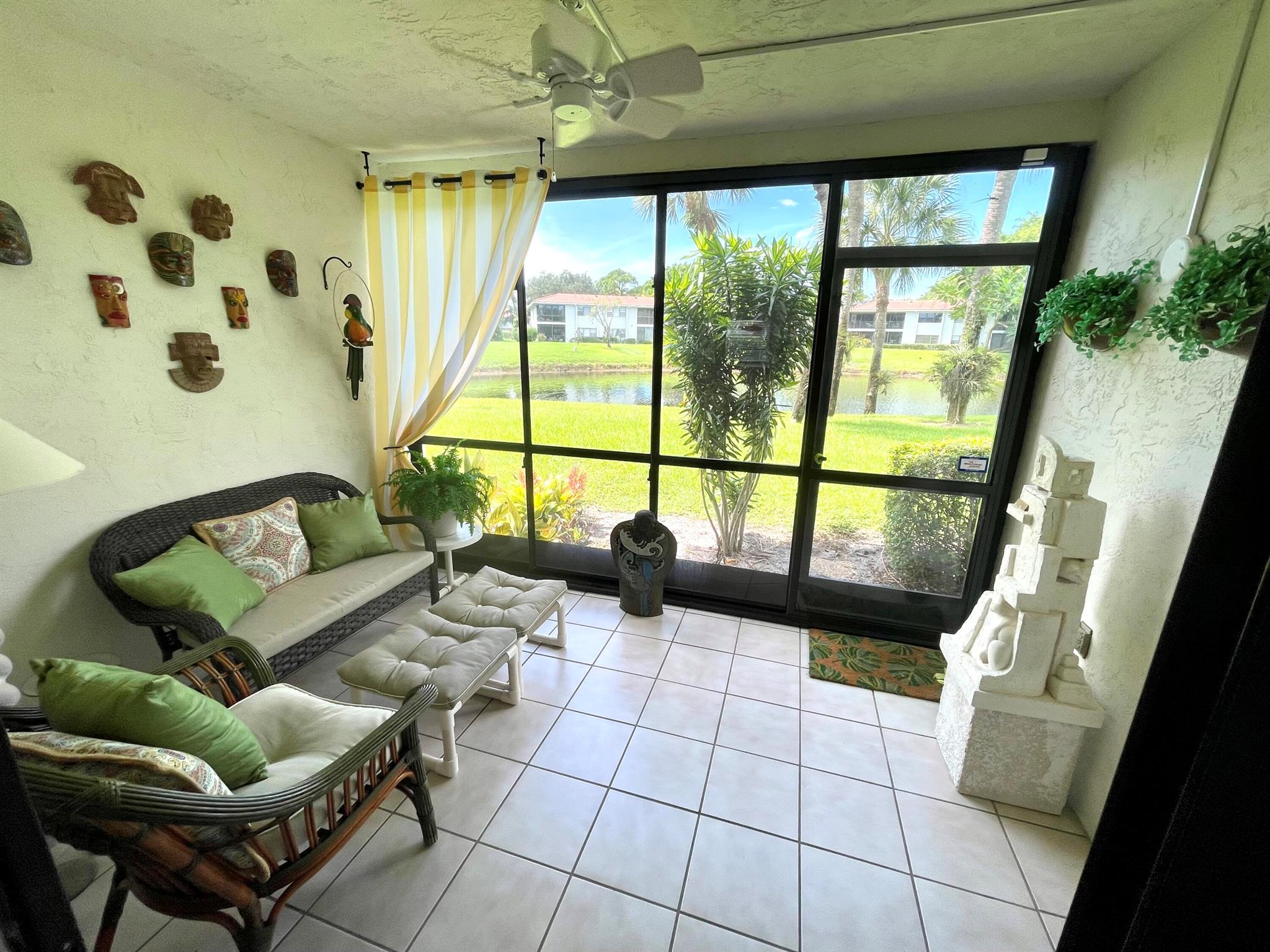 34 Southport Lane Unit: E