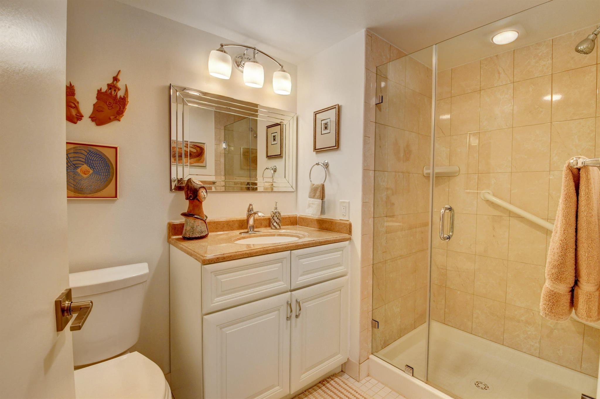 34 Southport Lane Unit: E