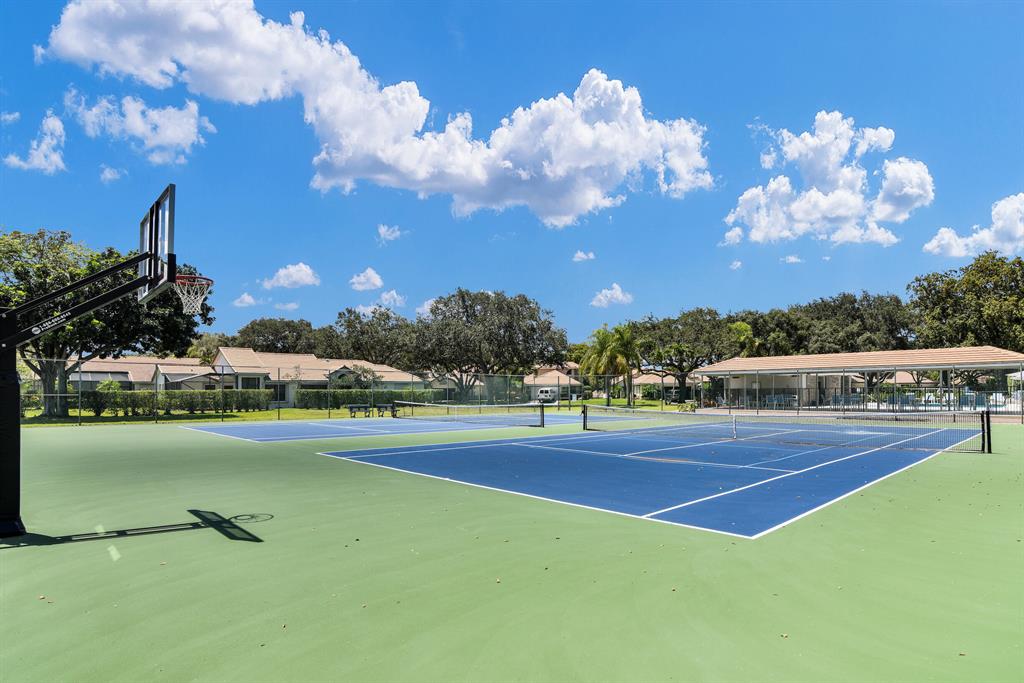 227 Sherwood Forest Drive
