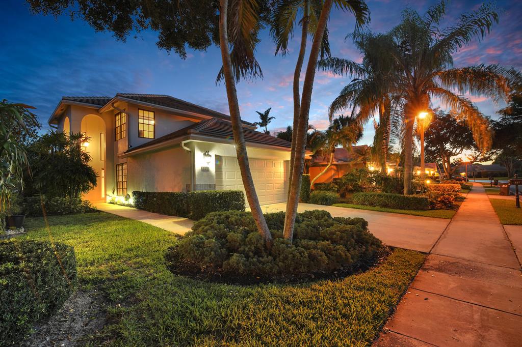 227 Sherwood Forest Drive