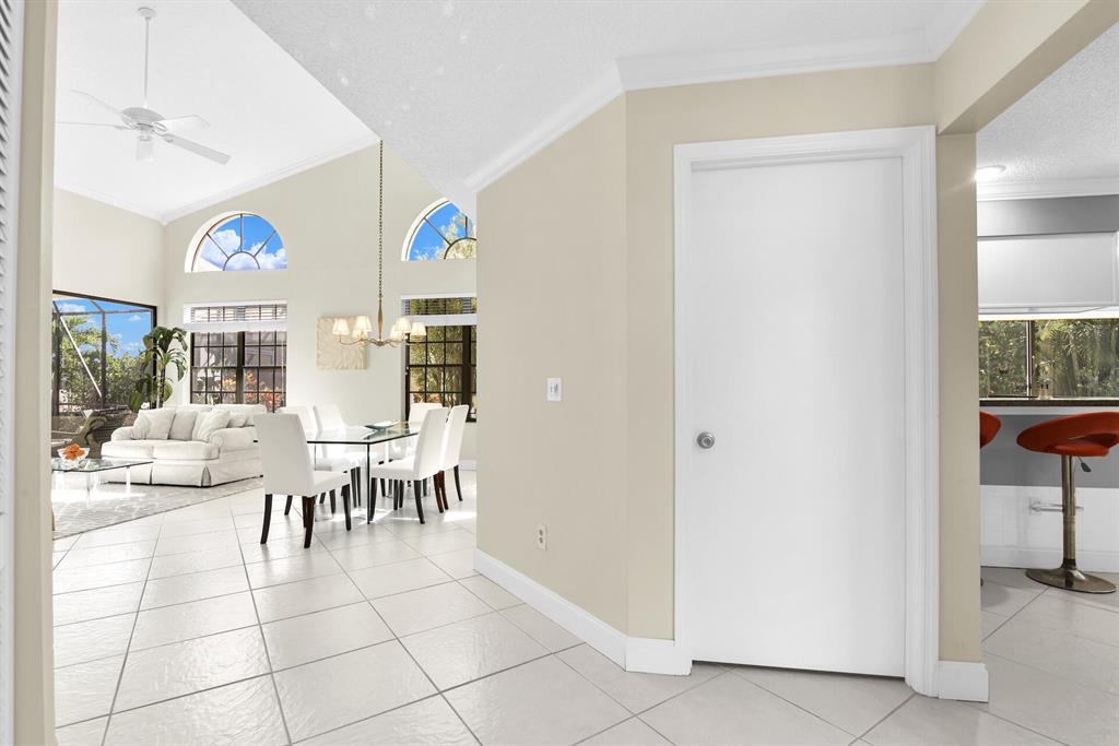 227 Sherwood Forest Drive