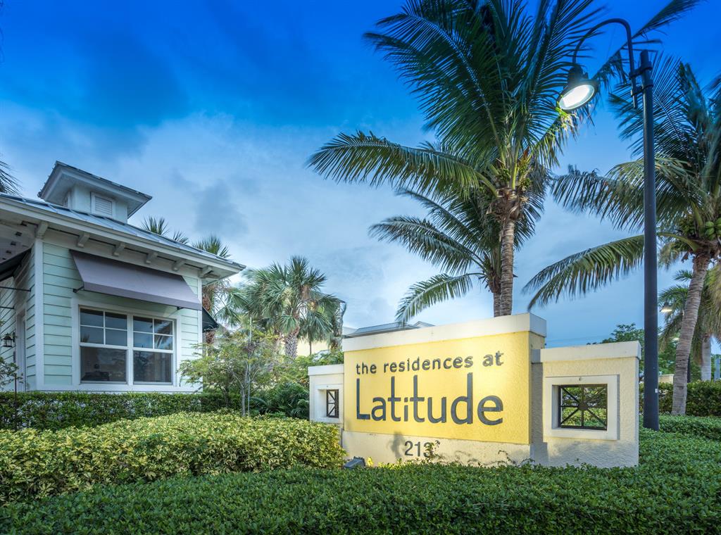 225 S Latitude Circle Unit: 103