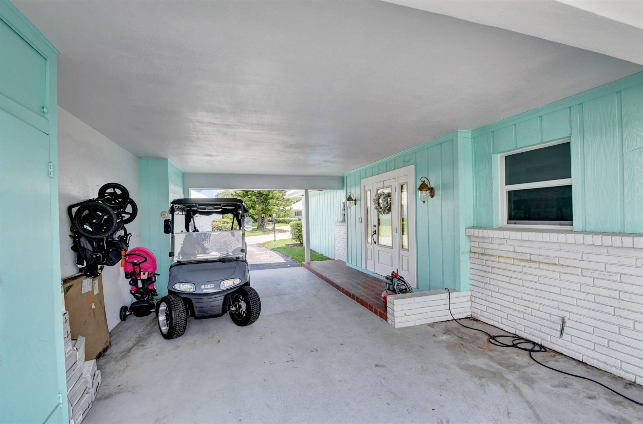 4 Slash Pine Drive