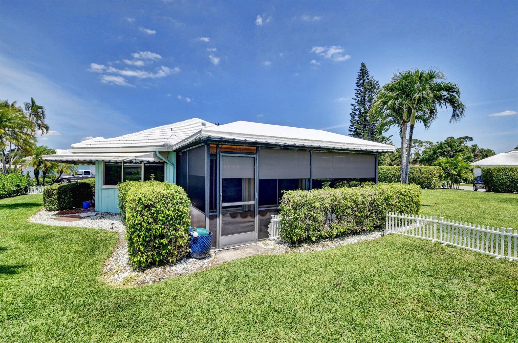 4 Slash Pine Drive