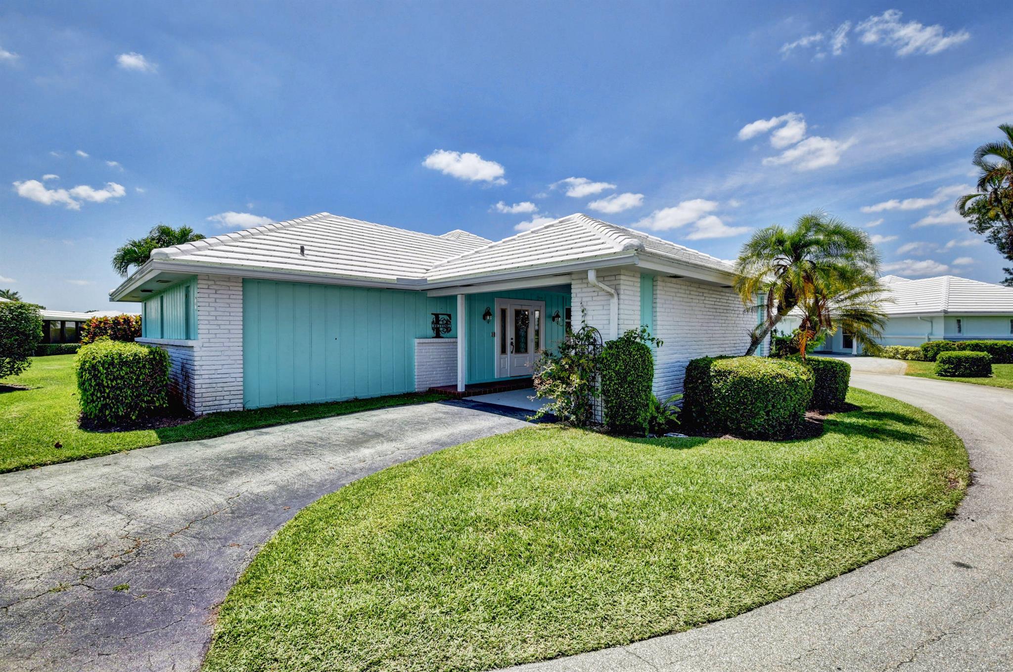 4 Slash Pine Drive
