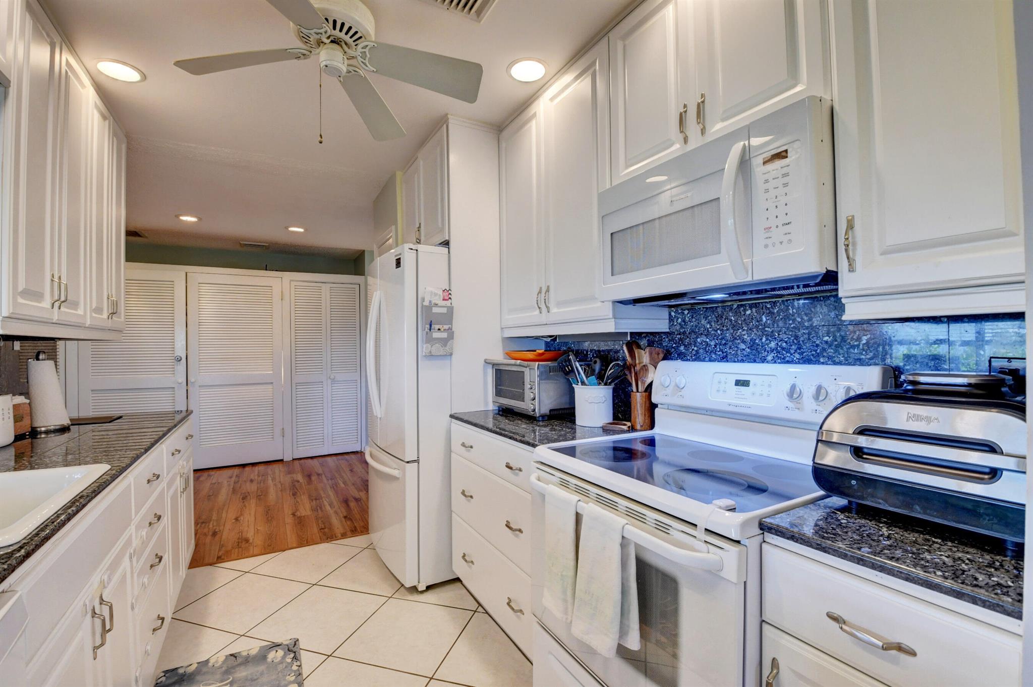 4 Slash Pine Drive