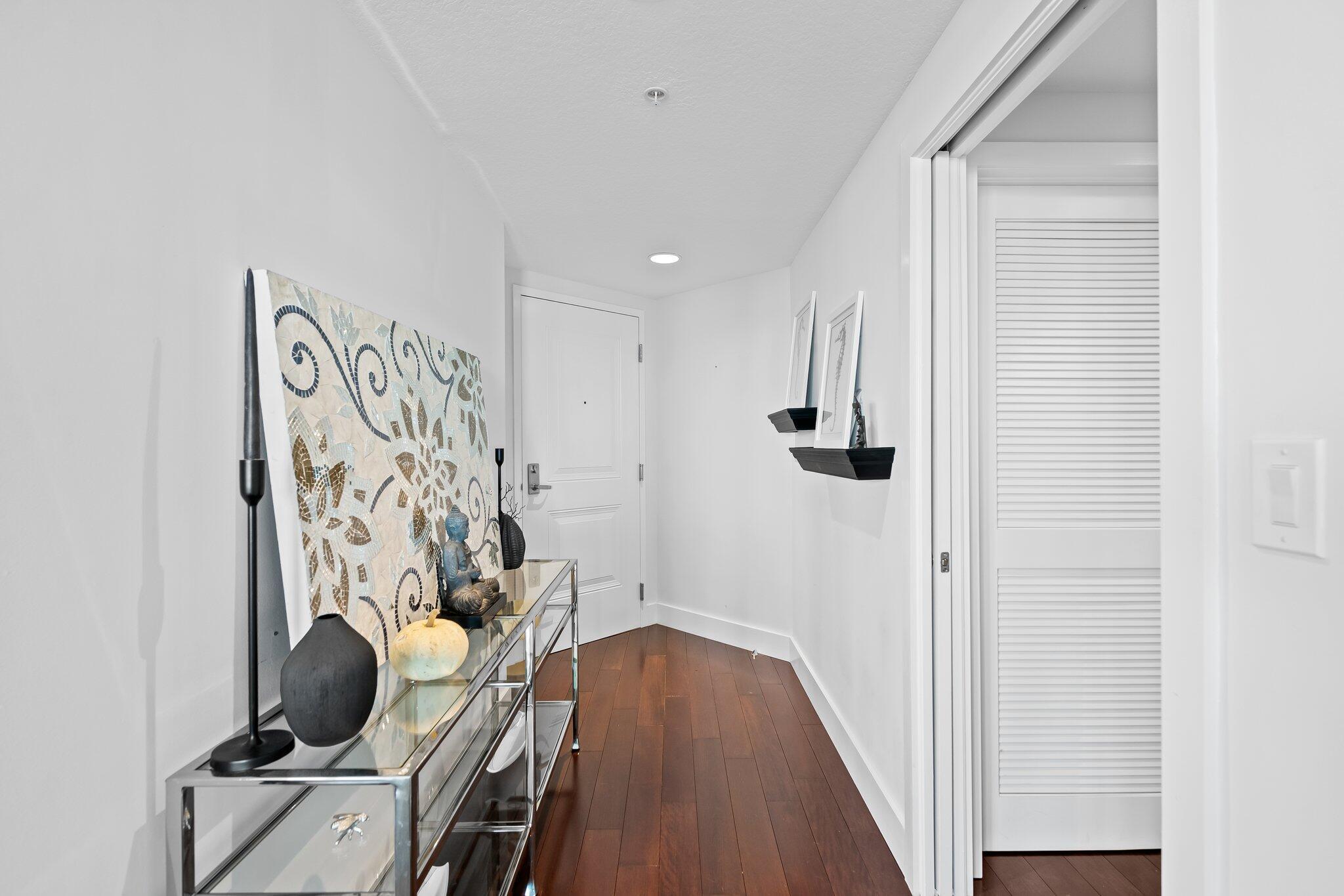 450 N Federal Highway Unit: 812